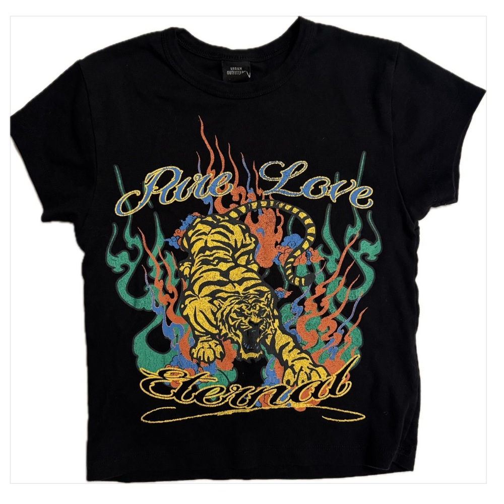 Urban Outfitters Women’s Baby Tee with Tiger Graphic